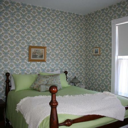 Sackville Bed And Breakfast Екстериор снимка