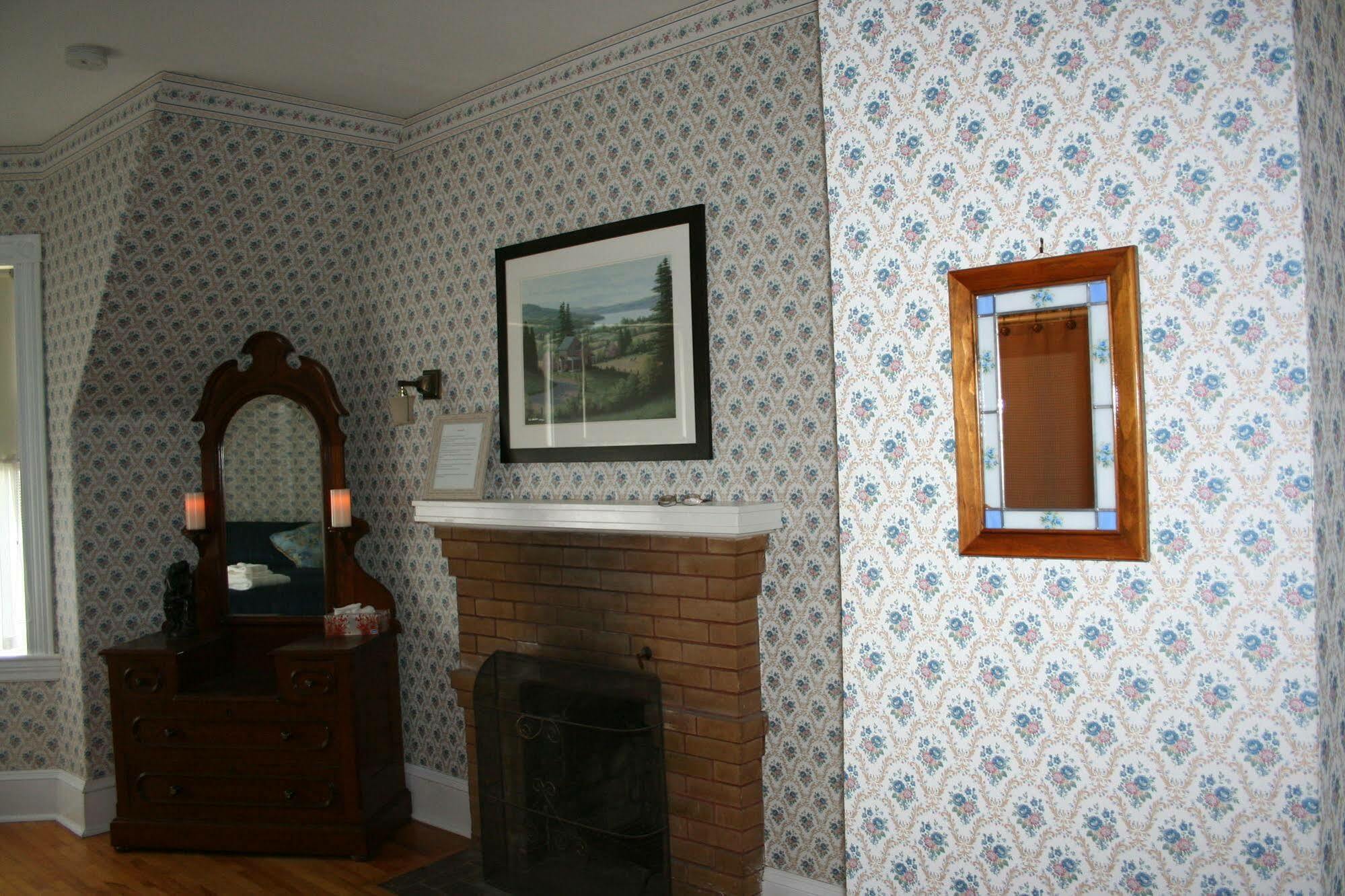 Sackville Bed And Breakfast Екстериор снимка
