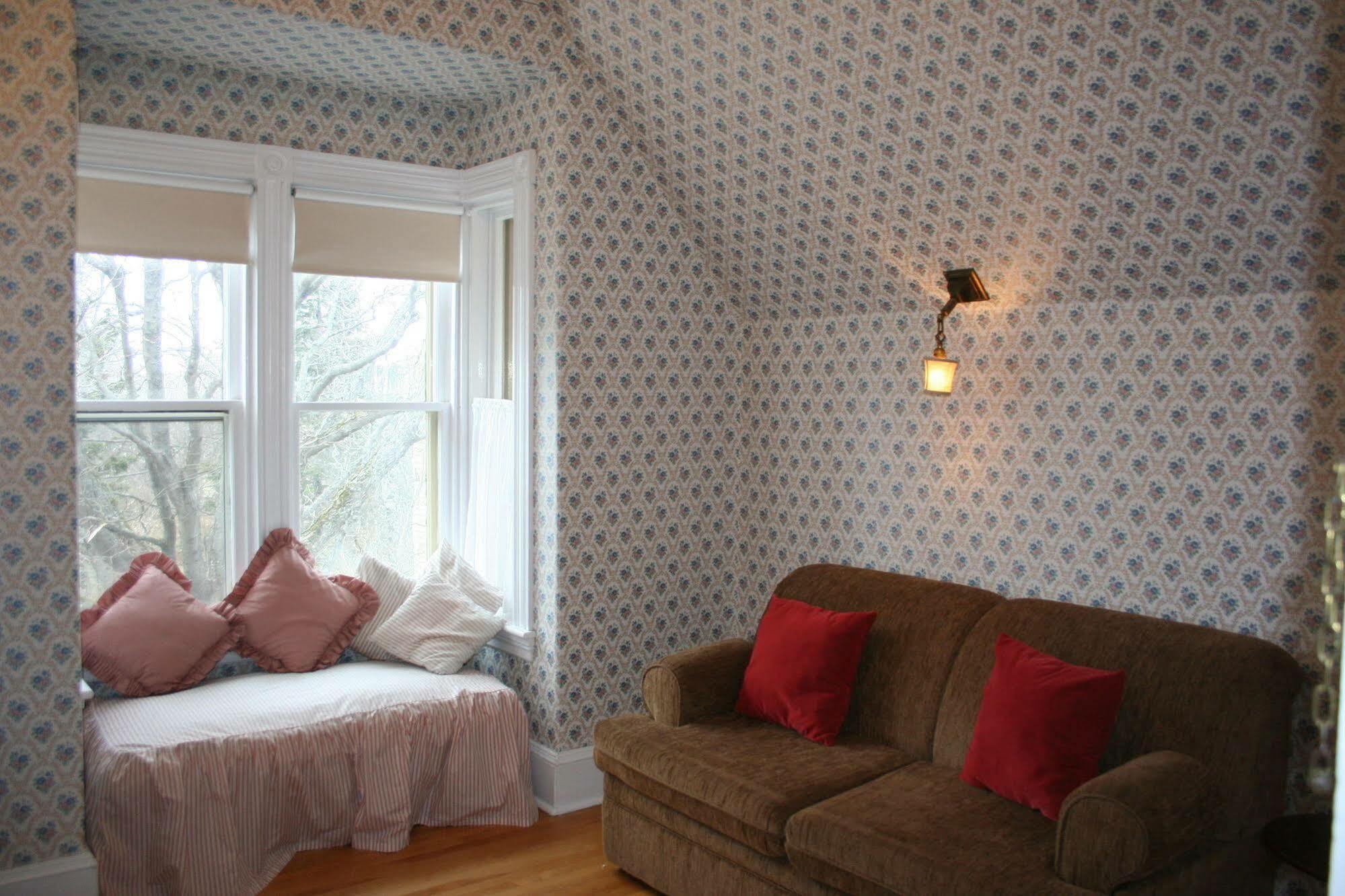 Sackville Bed And Breakfast Екстериор снимка